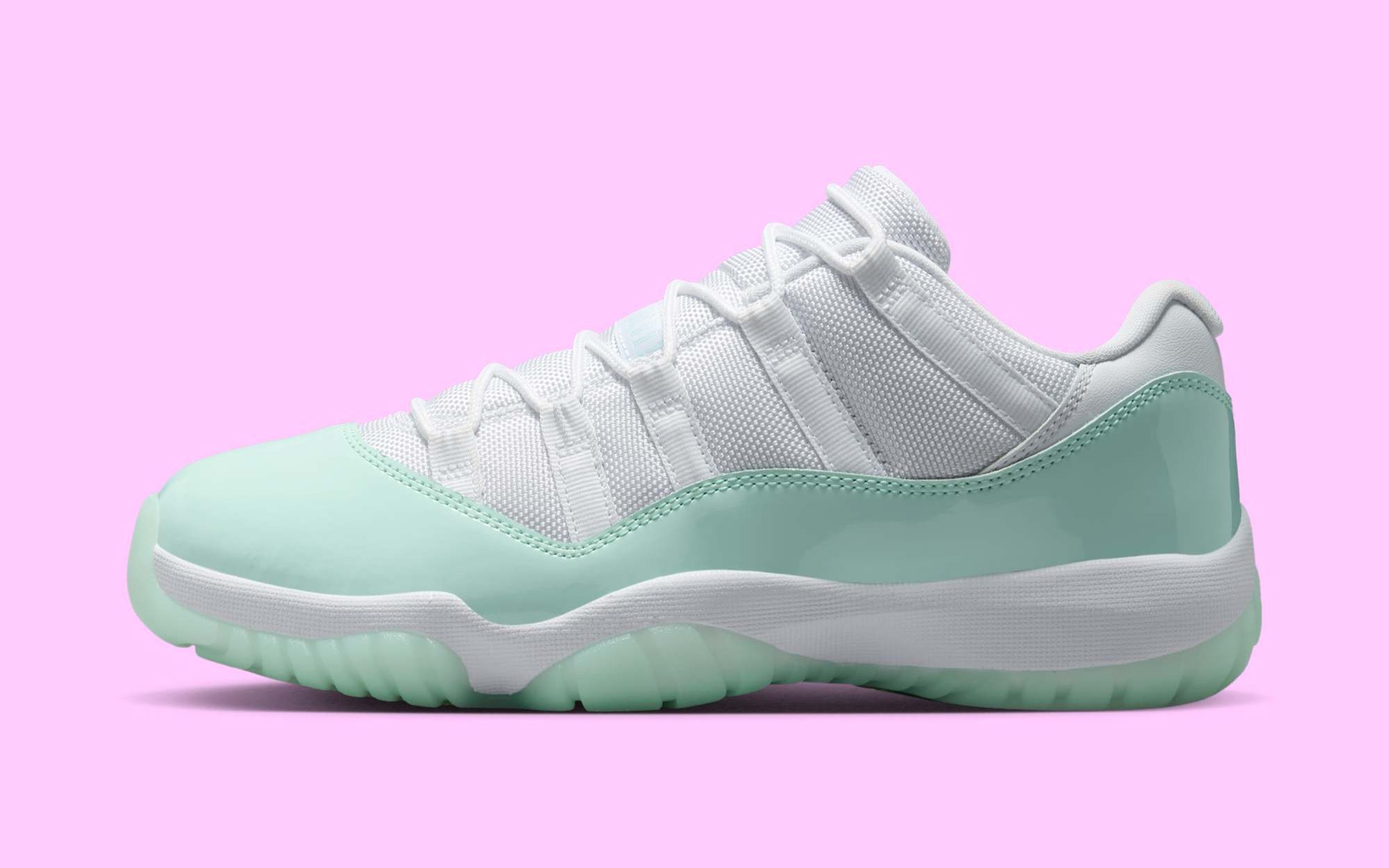 Jordans 11 low top deals